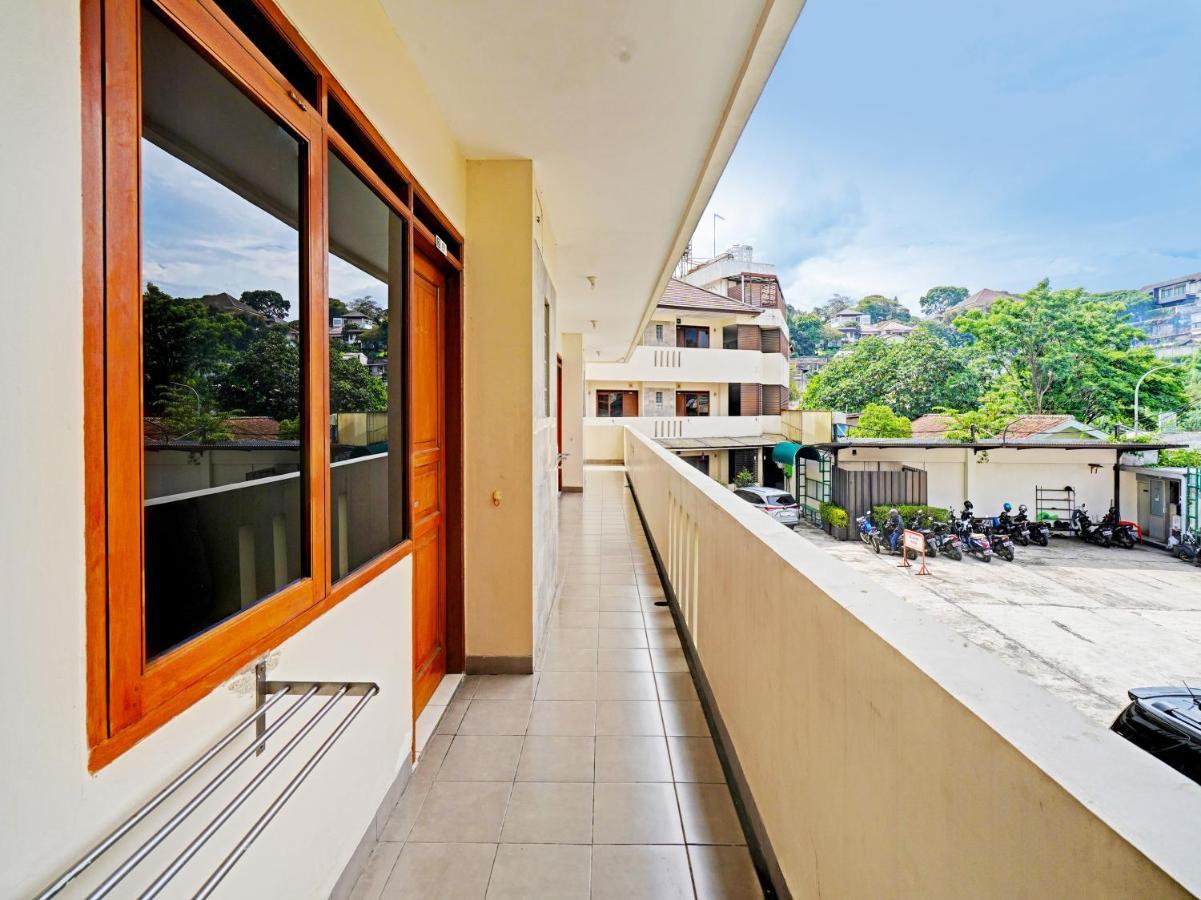Oyo 1699 Verona Residence Bandung Exteriér fotografie