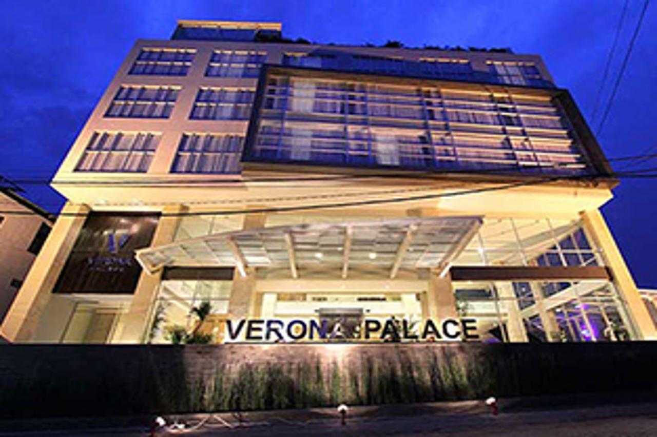 Oyo 1699 Verona Residence Bandung Exteriér fotografie
